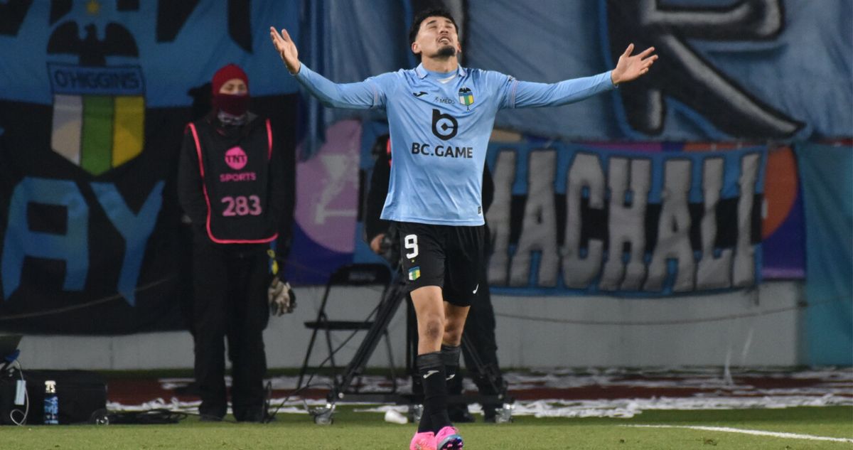 Arnaldo Castillo relata su etapa más dura en el fútbol, con ideas suicidas, y cómo logró superarla